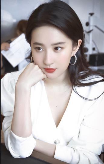 直播爆料刘亦菲视频下载,精彩瞬间引网友热议